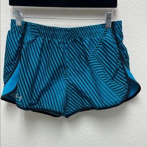 Under Armour Women's Black and Turquoise Striped Running Shorts Size Medium